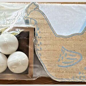 TARGET Bullseye Playground Blue Hen Farm Fresh Eggs Tier Tray NEW No Sign